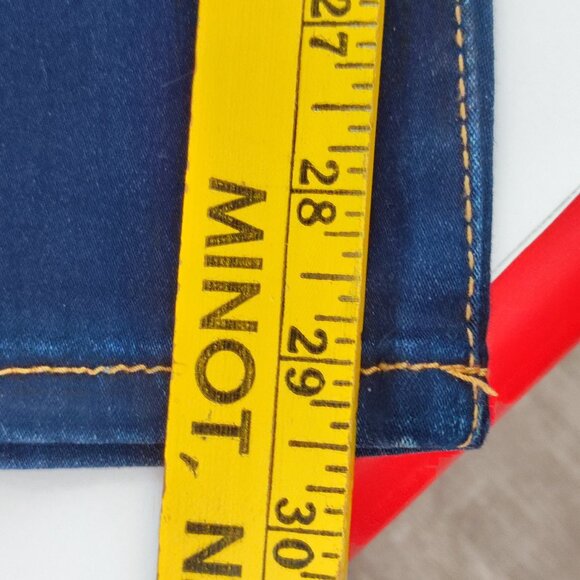 Dollhouse Curvy high-rise jeans stretch dark wash blue women's junior size 9/10 - Picture 12 of 14